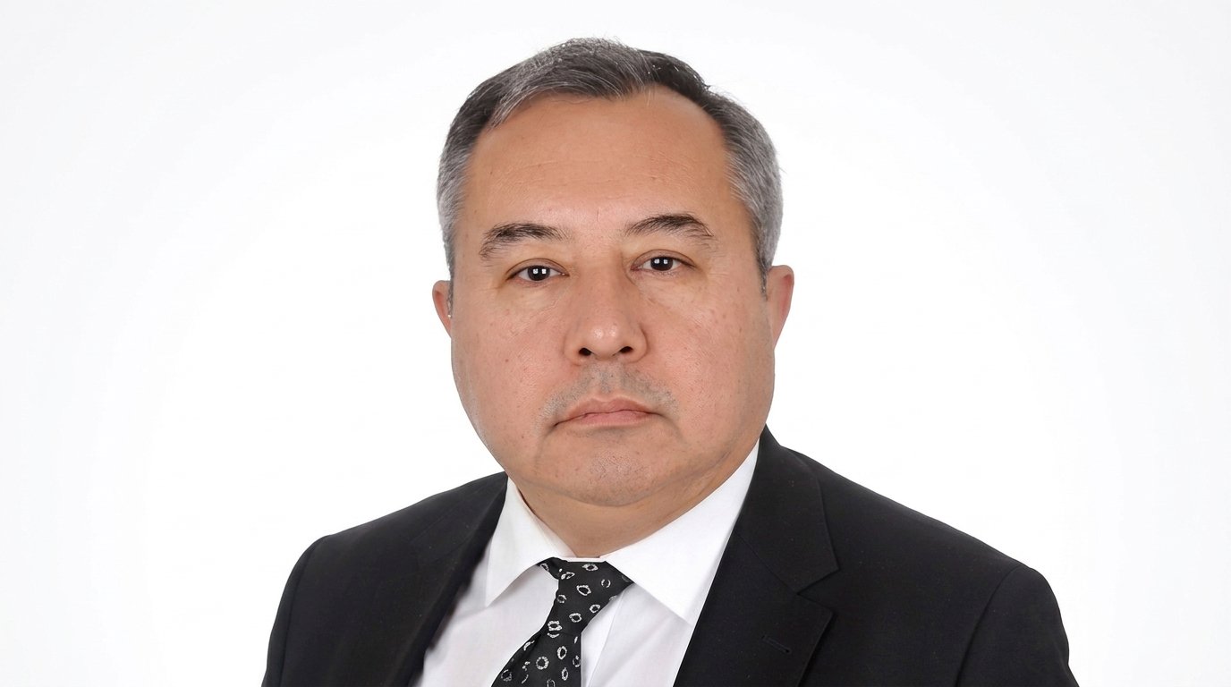  Sirojiddin Zayniyevich Mirzayev