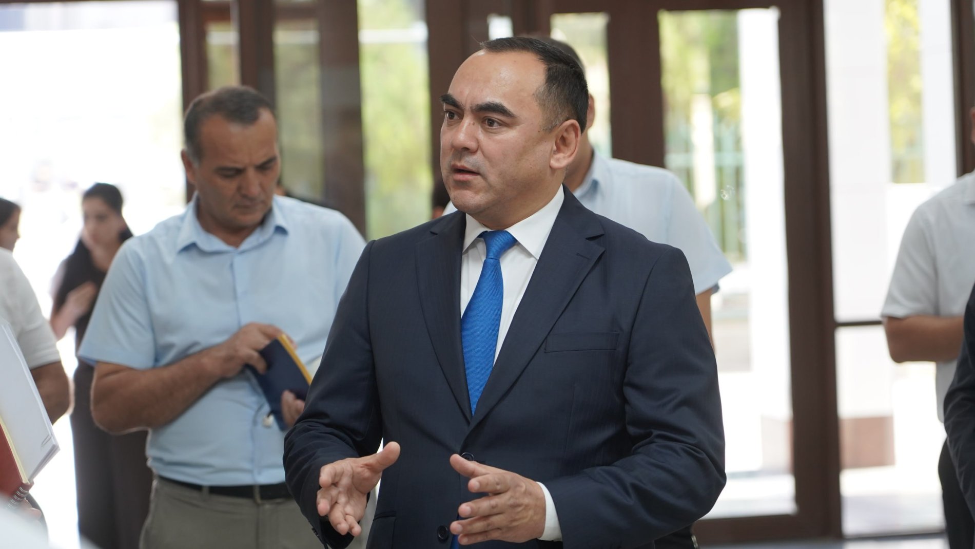 Bugun Termiz davlat universitetida 2026/2027-o‘quv yili uchun bakalavriat va magistratura bosqichlaridagi qo‘shma ta’lim dasturlariga hujjat topshirgan talabgorlar uchun birinchi bosqich sinovlari o‘tkazilmoqda