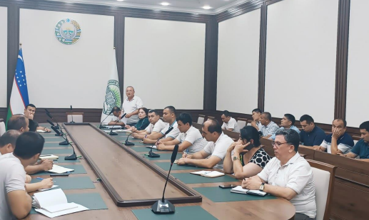 Universitetda 2024/2025-oʻquv yili uchun yakuniy davlat attestatsiyasi sinovlarini topshirayotgan va bitiruv malakaviy ishlari himoyalarini amalga oshirayotgan talaba yoshlar orasida uchrashuvlar tashkil etildi