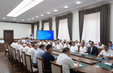 “Qabul-2025” komissiyasi aʼzolari ishtirokida “Korrupsiya taraqqiyot kushandasi”, “Korrupsiya” “Jamiyat tanasidagi saraton” mavzularida uchrashuv va davra suhbati tadbirlari tashkil etildi.